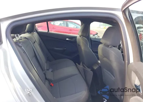 2018 Chevrolet Cruze Lt Auto from USA, damaged, VIN 1G1BE5SM8J7132450